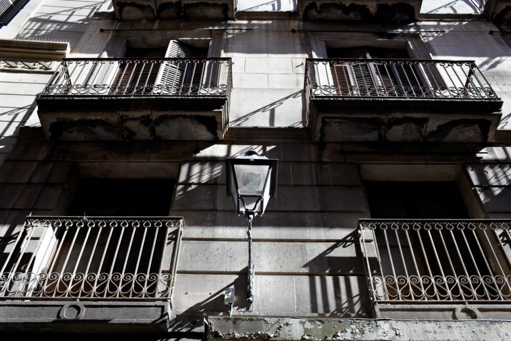 Street Photography Tips & Ideas for Starters 8 Find a Style 1024x683 1