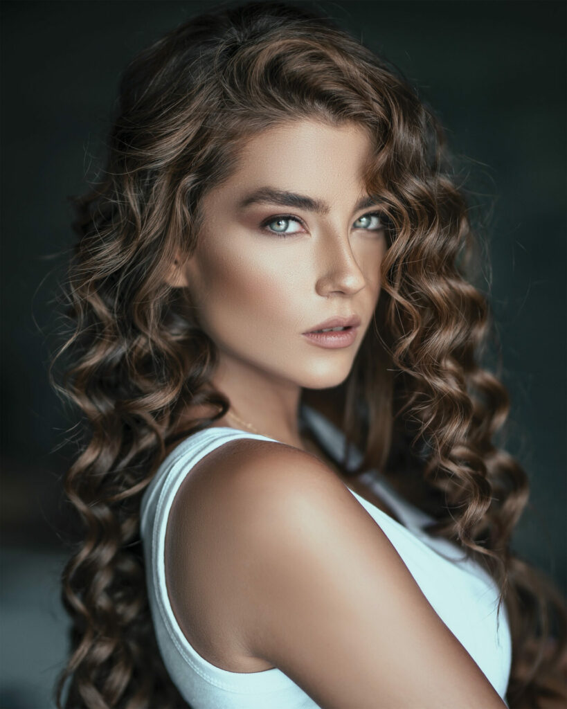 Are you shooting in natural or artificial light? 9 图片9 2 2