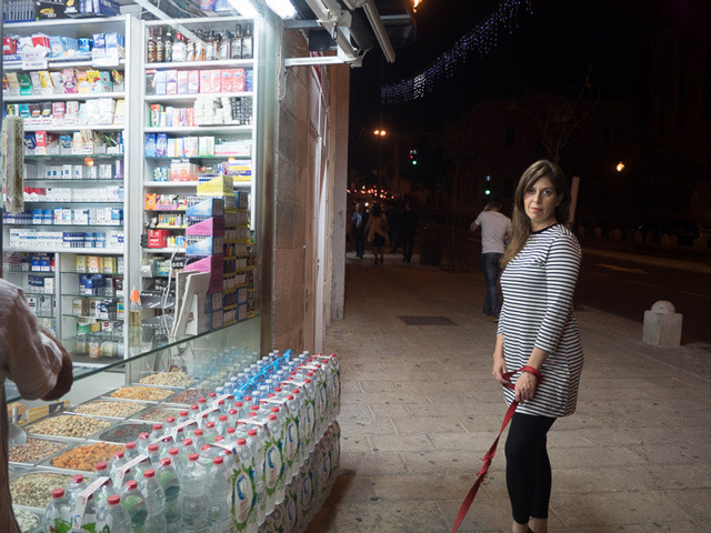 Photographers need to know how to create a good urban night portrait 3 图片3 4