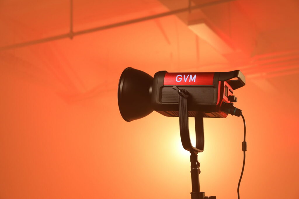 Illuminate Your Passion: Video Monolight Mastery 5 8E3A2732