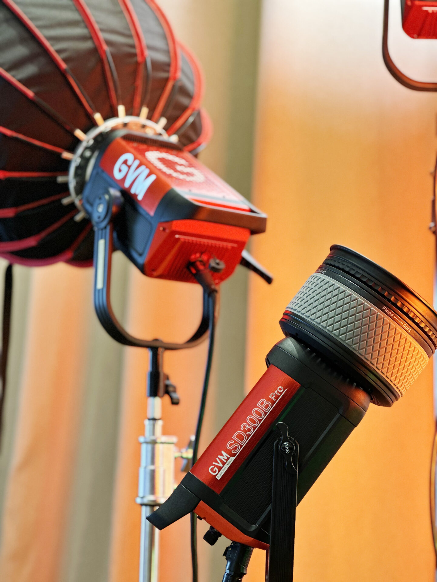 Iron Man Light: Discover the high level of appearance and brightness of GVM Red family luminaires 2 图片2 4