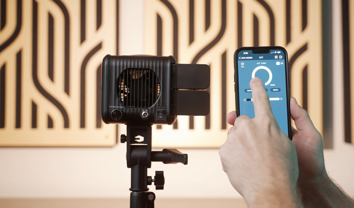 Explore the creative light - the application of GVM-SD80D in LED video light kit 4 图片4 2 1