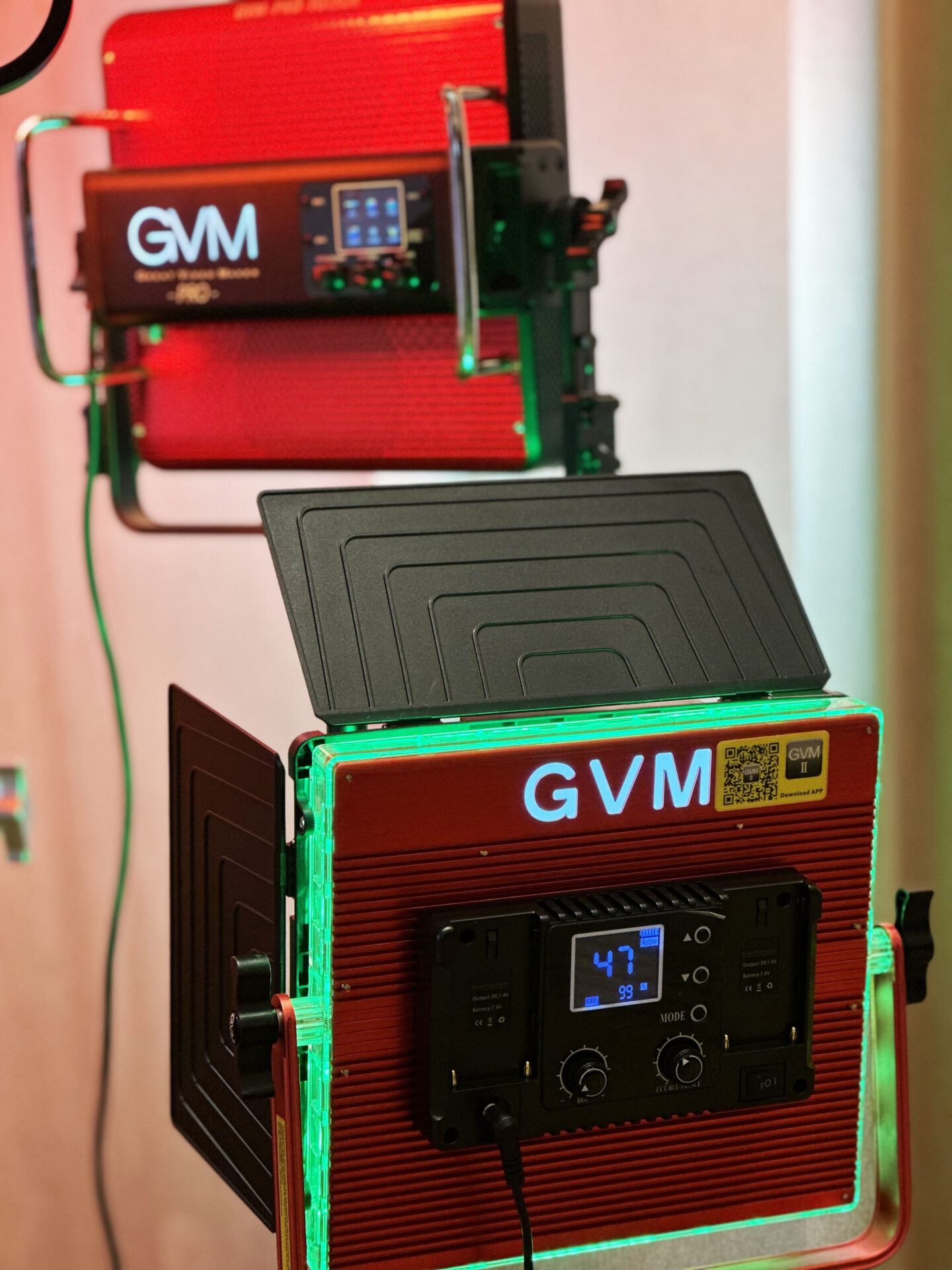 Iron Man Light: Discover the high level of appearance and brightness of GVM Red family luminaires 4 图片4 2 4